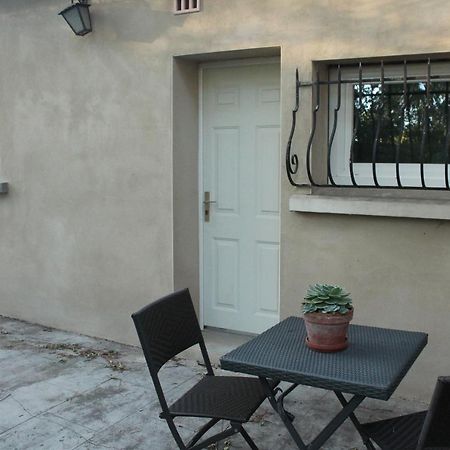 Chambre Privee Avec Parking Nîmes Zewnętrze zdjęcie