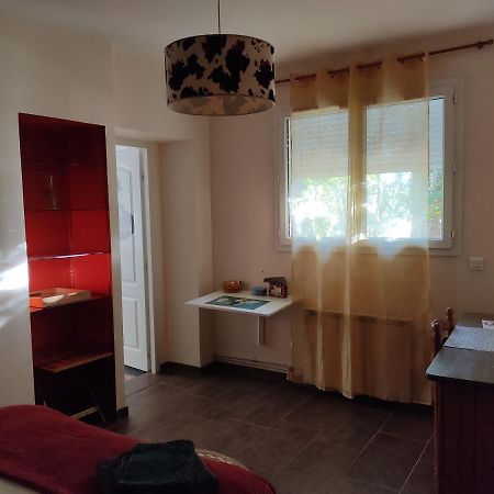Chambre Privee Avec Parking Nîmes Zewnętrze zdjęcie