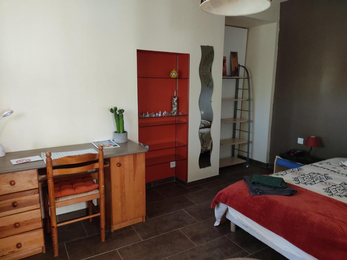 Chambre Privee Avec Parking Nîmes Zewnętrze zdjęcie